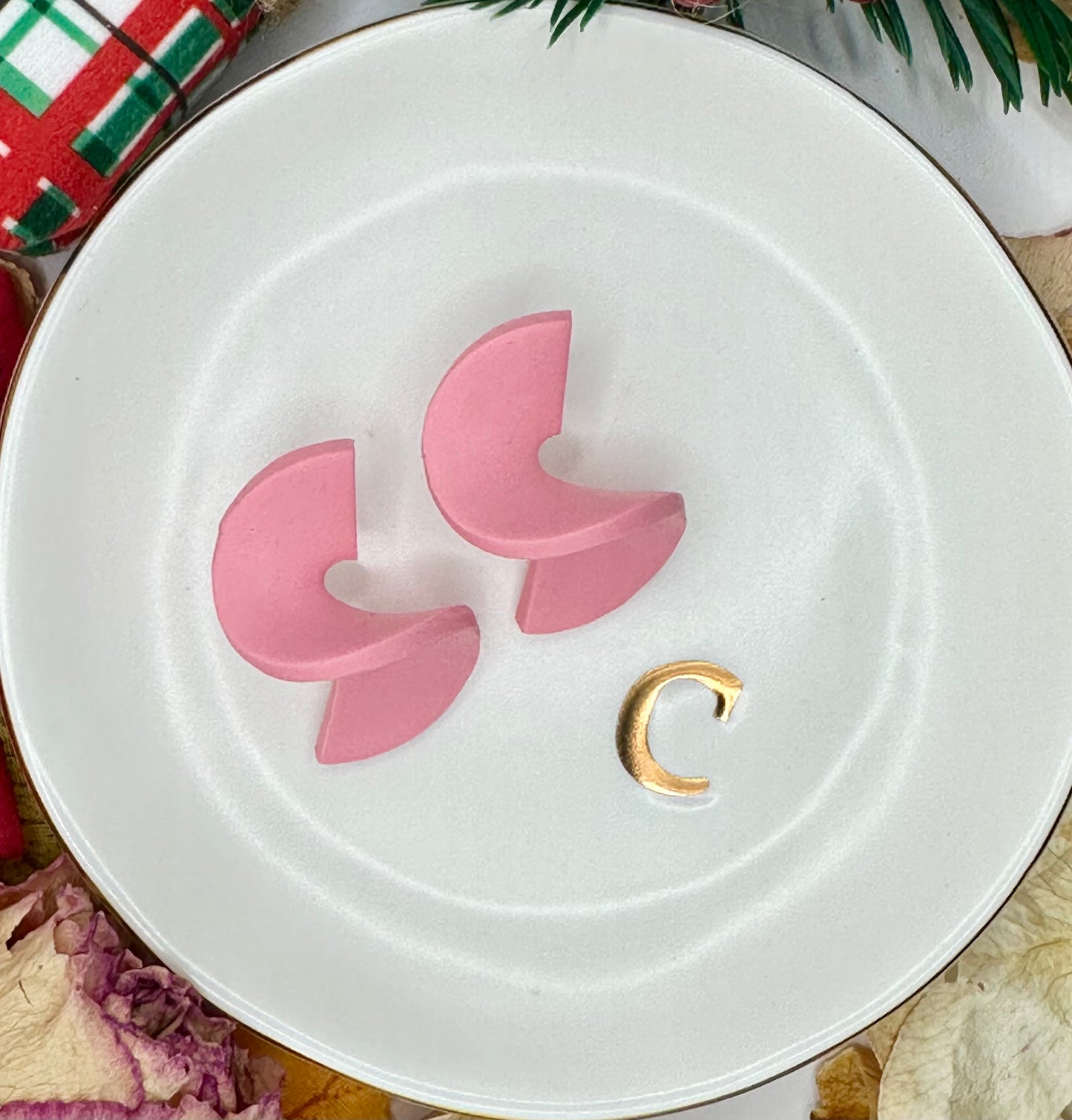 Valentine's Twisted Circles