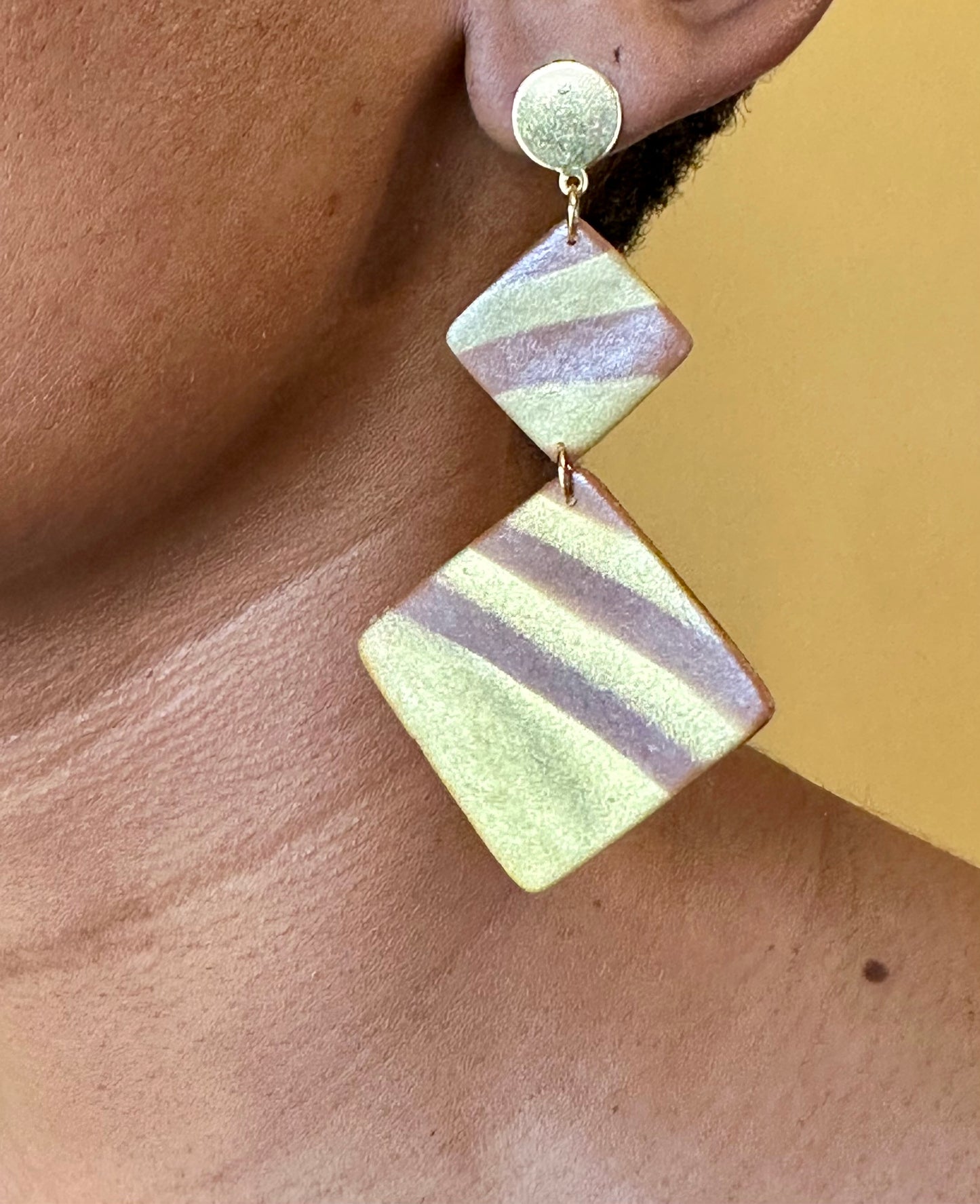 Square Dangles